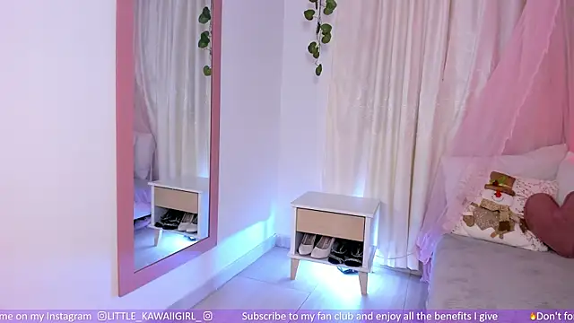 Snapshot of little_kawaiigirl_ chatting on December 2024 07:17:02 AM little kawaiigirl online show from December 2024 07:17:02 AM