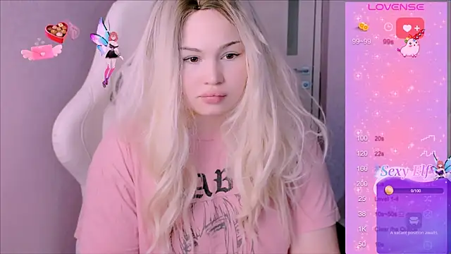 Snapshot of MissClarks chatting on December 2024 01:17:01 PM MissClarks online show from December 2024 01:17:01 PM