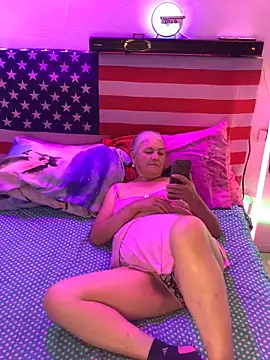 Snapshot of Grandma_Mature23 chatting on March 2025 02:08:01 AM Grandma Mature23 online show from March 2025 02:08:01 AM