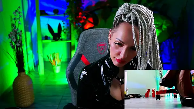 MonicaMaxwel online show from March 2025 09:16:02 PM