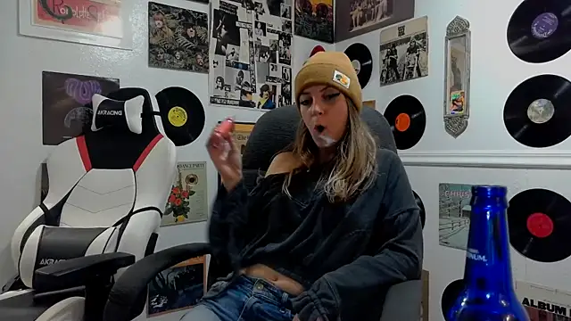 molly witha chance online show from January 2025 12:17:02 AM