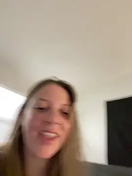 molly witha chance online show from February 2025 05:47:02 AM