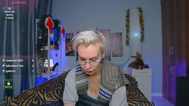 HelgaHimmell online show from December 2024 12:50:02 AM