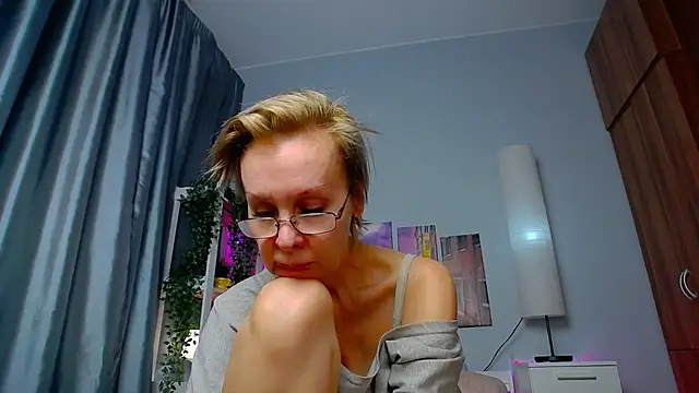 HelgaHimmell online show from March 2025 02:32:01 AM