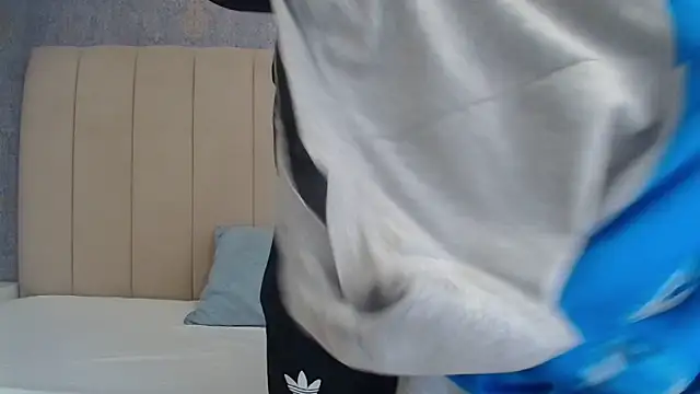 thiago19s online show from December 2024 07:14:02 PM