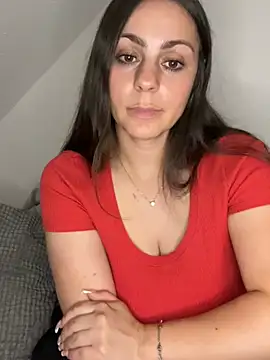 Snapshot of Loella-Rose chatting on July 2026 11:01:02 PM Loella-Rose online show from July 2026 11:01:02 PM