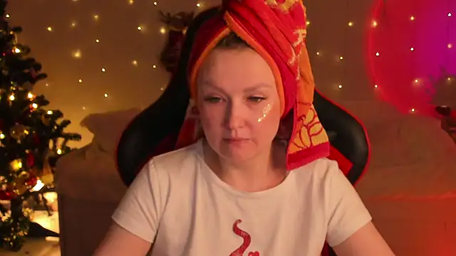 Snapshot of desperatehousewife__ chatting on January 2025 06:33:02 AM desperatehousewife online show from January 2025 06:33:02 AM