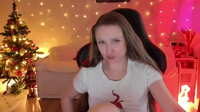 Snapshot of desperatehousewife__ chatting on January 2025 12:15:01 PM desperatehousewife online show from January 2025 12:15:01 PM