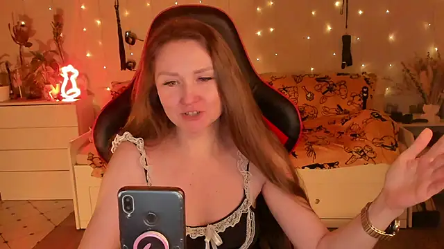 Snapshot of desperatehousewife__ chatting on November 2025 06:07:01 PM desperatehousewife online show from November 2025 06:07:01 PM