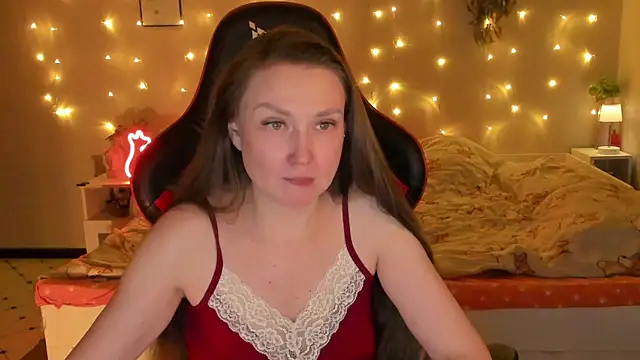 desperatehousewife   online show from May 2026 08:37:01 PM