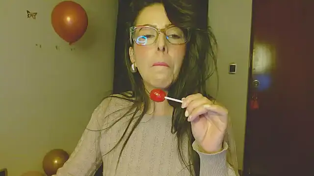 ella peck online show from October 2025 03:24:02 AM