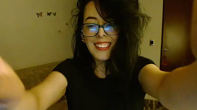 Snapshot of ella_peck chatting on June 2026 04:52:02 AM ella peck online show from June 2026 04:52:02 AM