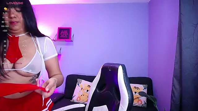 Snapshot of danny_goddess chatting on December 2024 04:43:02 AM danny goddess online show from December 2024 04:43:02 AM