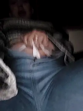 Snapshot of Sophie-hatter chatting on February 2025 10:58:01 PM Sophie-hatter online show from February 2025 10:58:01 PM