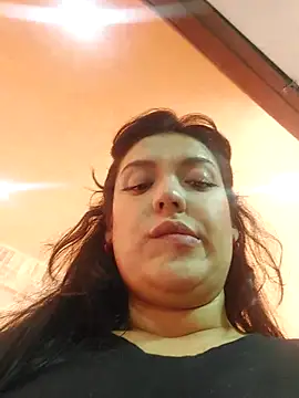 Snapshot of Sophie-hatter chatting on February 2025 01:58:01 PM Sophie-hatter online show from February 2025 01:58:01 PM