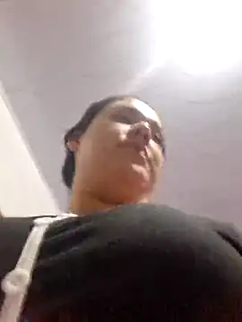 Snapshot of Sophie-hatter chatting on November 2025 02:44:02 AM Sophie-hatter online show from November 2025 02:44:02 AM