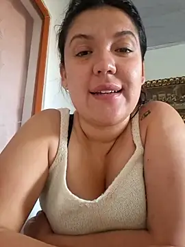 Snapshot of Sophie-hatter chatting on June 2026 03:36:01 PM Sophie-hatter online show from June 2026 03:36:01 PM
