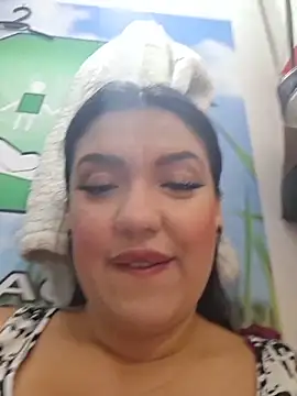 Snapshot of Sophie-hatter chatting on July 2026 02:07:02 PM Sophie-hatter online show from July 2026 02:07:02 PM