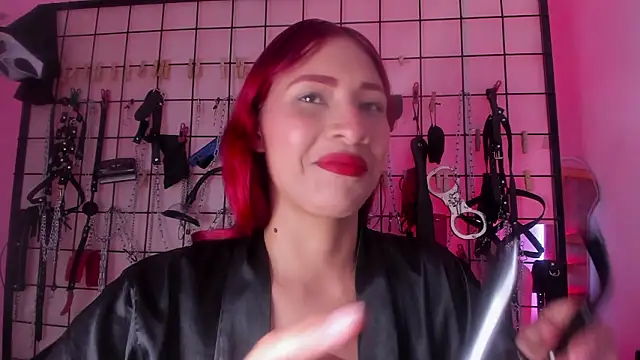 charrlotte quinn online show from January 2026 03:38:02 PM