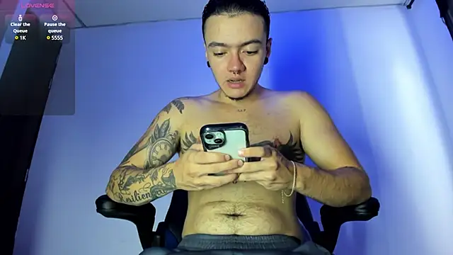 male pussy online show from December 2024 04:50:01 PM