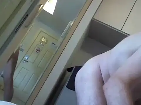 Snapshot of NicoPuma chatting on December 2024 04:23:01 AM NicoPuma online show from December 2024 04:23:01 AM