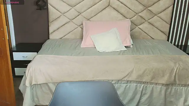 Raquel jones online show from March 2025 11:49:02 AM