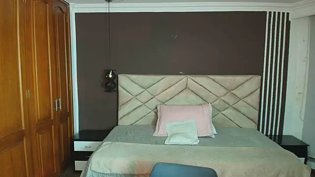 Raquel jones online show from March 2025 11:33:02 AM