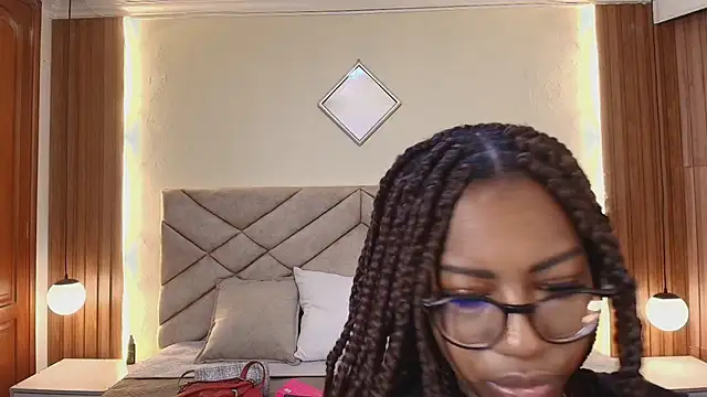 Raquel jones online show from April 2026 11:57:01 AM