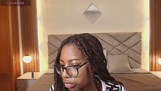 Raquel jones online show from April 2026 01:37:02 PM