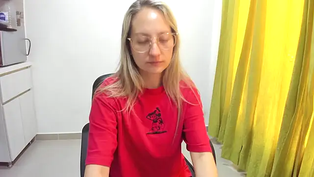 Adele johnsonn1 online show from December 2024 03:36:01 PM