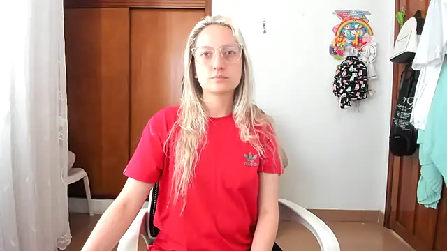 Adele johnsonn1 online show from November 2025 03:40:01 PM