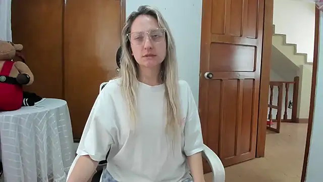 Adele johnsonn1 online show from July 2026 05:39:01 PM