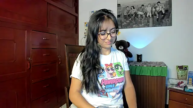 Isabellaa22 1 online show from January 2025 11:44:02 PM