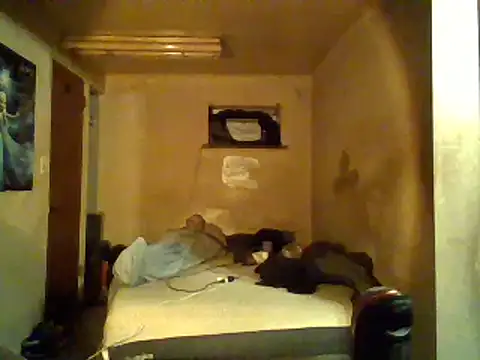 Snapshot of Nightshade7712 chatting on January 2025 10:37:01 PM Nightshade7712 online show from January 2025 10:37:01 PM