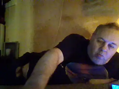 Snapshot of Nightshade7712 chatting on February 2025 10:42:01 PM Nightshade7712 online show from February 2025 10:42:01 PM