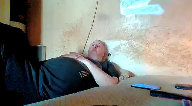 Snapshot of Nightshade7712 chatting on March 2025 07:28:01 PM Nightshade7712 online show from March 2025 07:28:01 PM