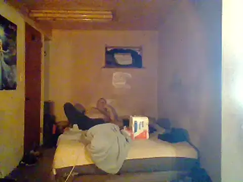 Snapshot of Nightshade7712 chatting on March 2025 09:05:02 PM Nightshade7712 online show from March 2025 09:05:02 PM