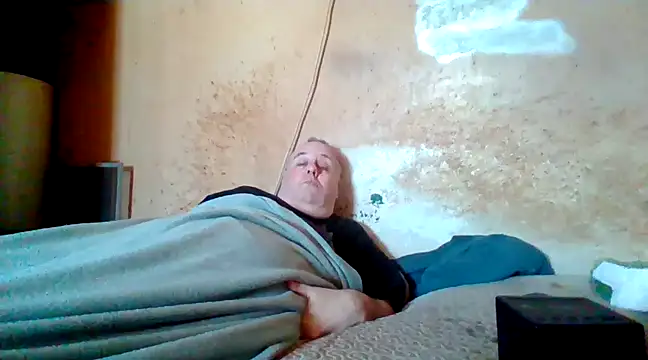 Snapshot of Nightshade7712 chatting on March 2025 02:47:01 PM Nightshade7712 online show from March 2025 02:47:01 PM