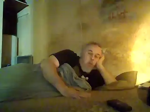 Snapshot of Nightshade7712 chatting on September 2025 11:48:01 PM Nightshade7712 online show from September 2025 11:48:01 PM