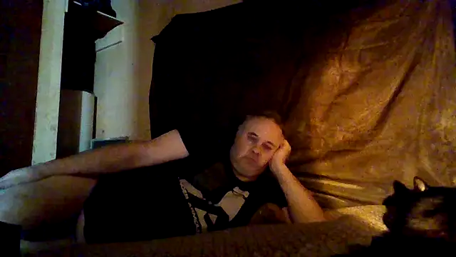 Snapshot of Nightshade7712 chatting on October 2025 10:42:01 PM Nightshade7712 online show from October 2025 10:42:01 PM