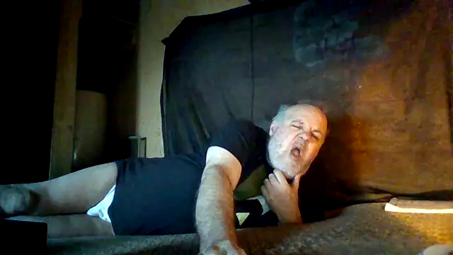 Snapshot of Nightshade7712 chatting on October 2025 09:46:01 PM Nightshade7712 online show from October 2025 09:46:01 PM