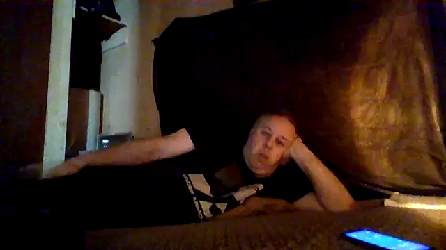 Snapshot of Nightshade7712 chatting on October 2025 08:37:02 PM Nightshade7712 online show from October 2025 08:37:02 PM