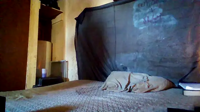 Snapshot of Nightshade7712 chatting on October 2025 07:27:02 PM Nightshade7712 online show from October 2025 07:27:02 PM