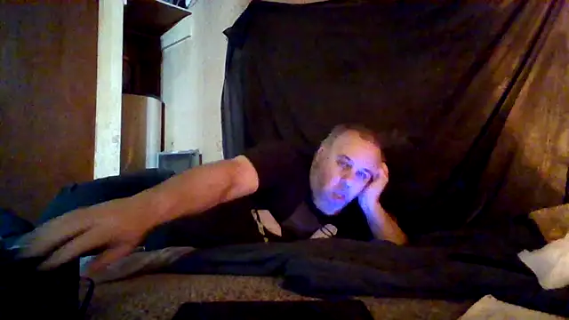 Nightshade7712 online show from February 2026 08:47:01 PM