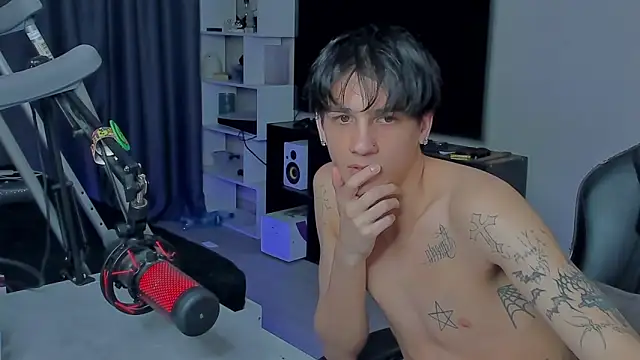 MarkBrowniii online show from September 2025 12:32:02 AM