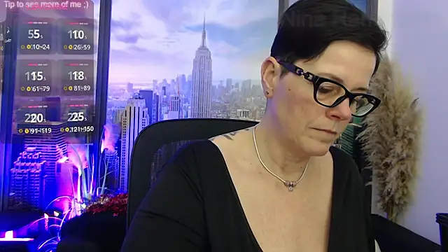 ninarandmann online show from February 2025 06:19:01 PM