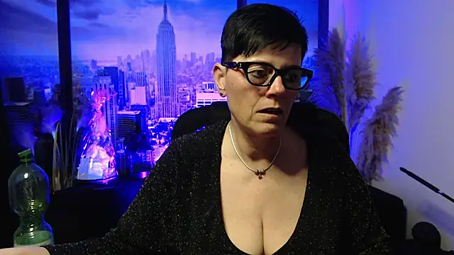 ninarandmann online show from May 2026 04:46:01 PM