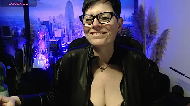 ninarandmann online show from May 2026 02:01:02 PM
