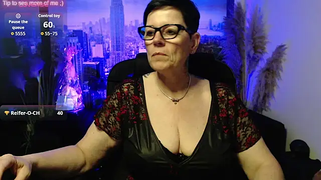 ninarandmann online show from May 2026 02:58:02 PM