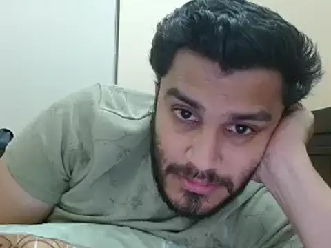 Snapshot of robintoit chatting on February 2025 03:25:02 PM robintoit online show from February 2025 03:25:02 PM